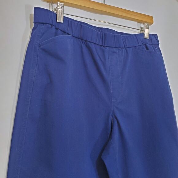 Lands' End | Tall Mid Rise Pull-On Knockabout Ankle Chino Elastic Waist Pants - Picture 4 of 9